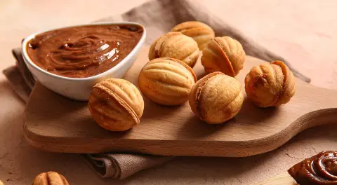 Вкус детства: пломбир, сгущенка и печенье в одном десерте